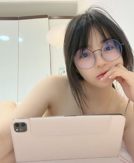 日本视频www_4K韩国电影在线观看
